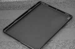 Apple iPad 9. Nesil 2021 10.2'' inc Kılıf Kalem Bölmeli Siyah Silikon Kılıf Esnek TPU Kapak