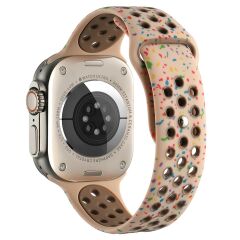 Apple Watch 10 42 mm uyumlu Spor Kordon Yeni Seri Delikli Silikon Kayış Krem