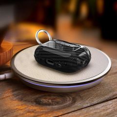 Airpods Pro 2. Nesil Tam Uyumlu Kılıf Hoparlör ve Mikrofon Delikli Silikon Kapak Karbon Görünümlü