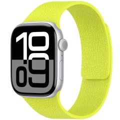 Apple Watch 7 8 9 41 mm Uyumlu Magnetik Silikon Kordon Deri Görünümlü Mıknatıslı Kayış
