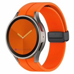 Samsung Galaxy Watch 4 40 44 mm Silikon Kordon Magnetik D Tokalı Spor Kayış Mıknatıslı Toka