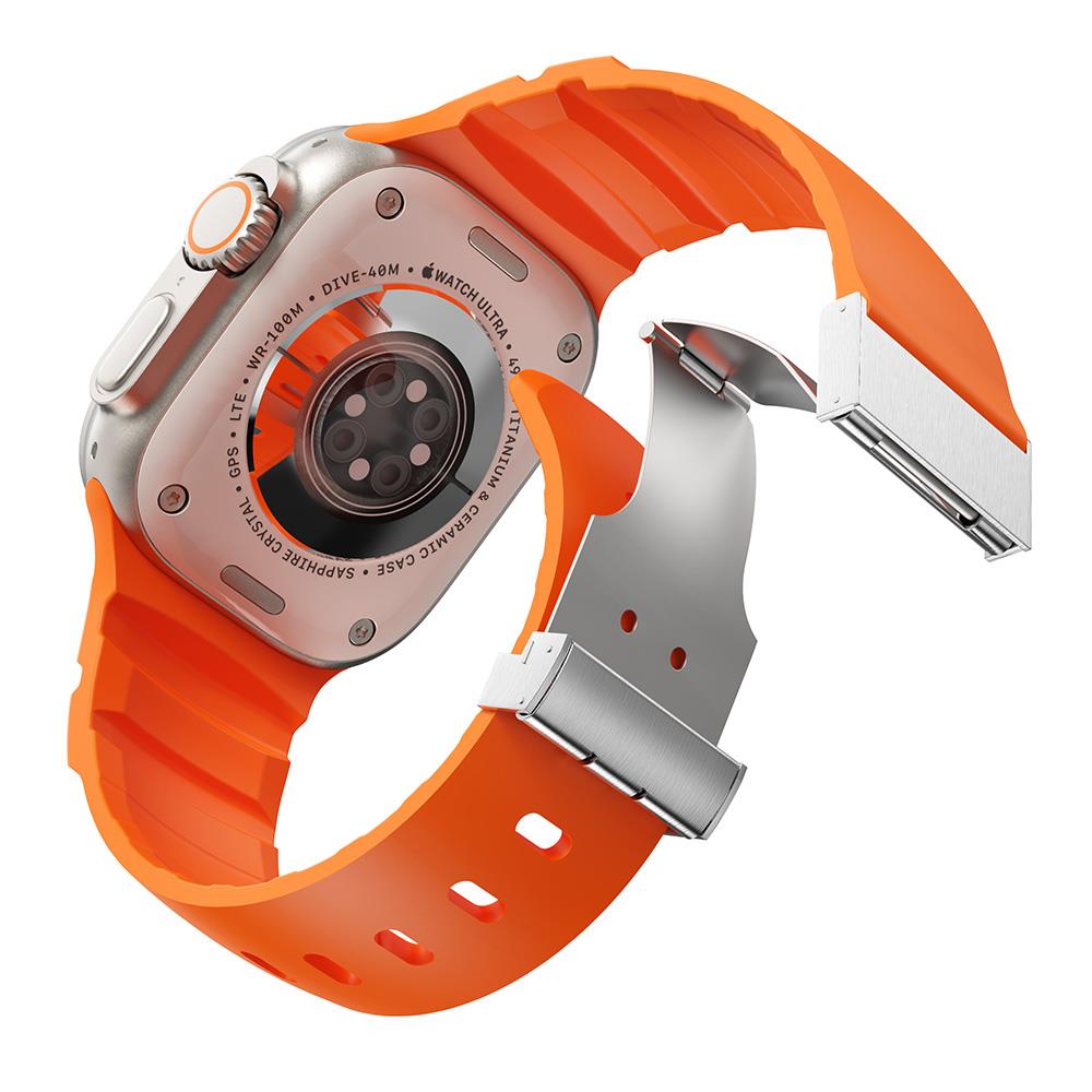 Apple Watch Ultra / Ultra 2 49 Uyumlu Silikon Kordon Ayarlanabilir Klipsli Metal Tokalı Kayış Turuncu
