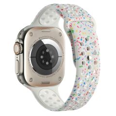 Apple Watch 6 5 4 3 2 1 SE 42 44 mm uyumlu Spor Kordon Yeni Seri Delikli Silikon Kayış Beyaz